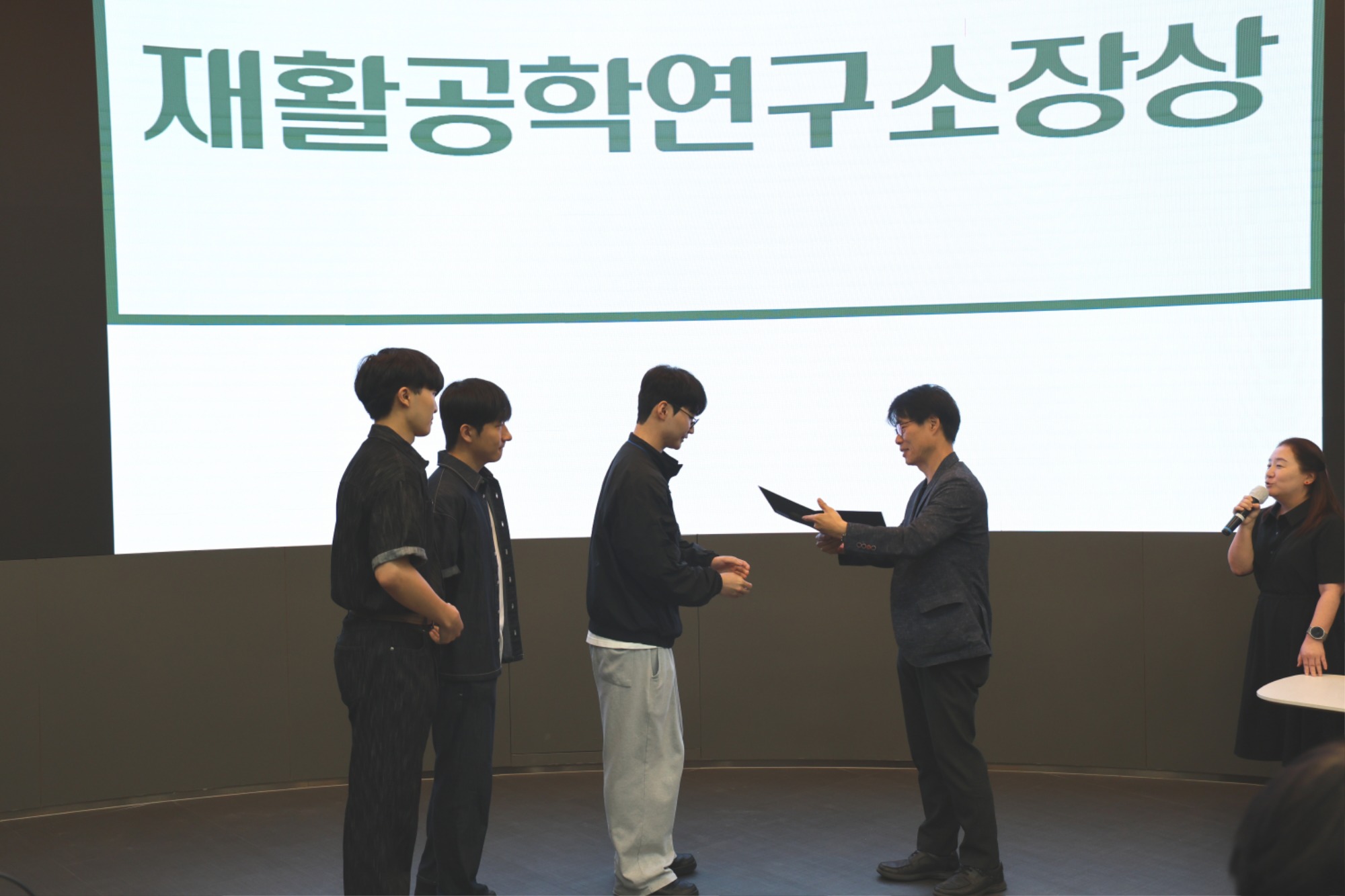 전공4전공4성과31.jpg